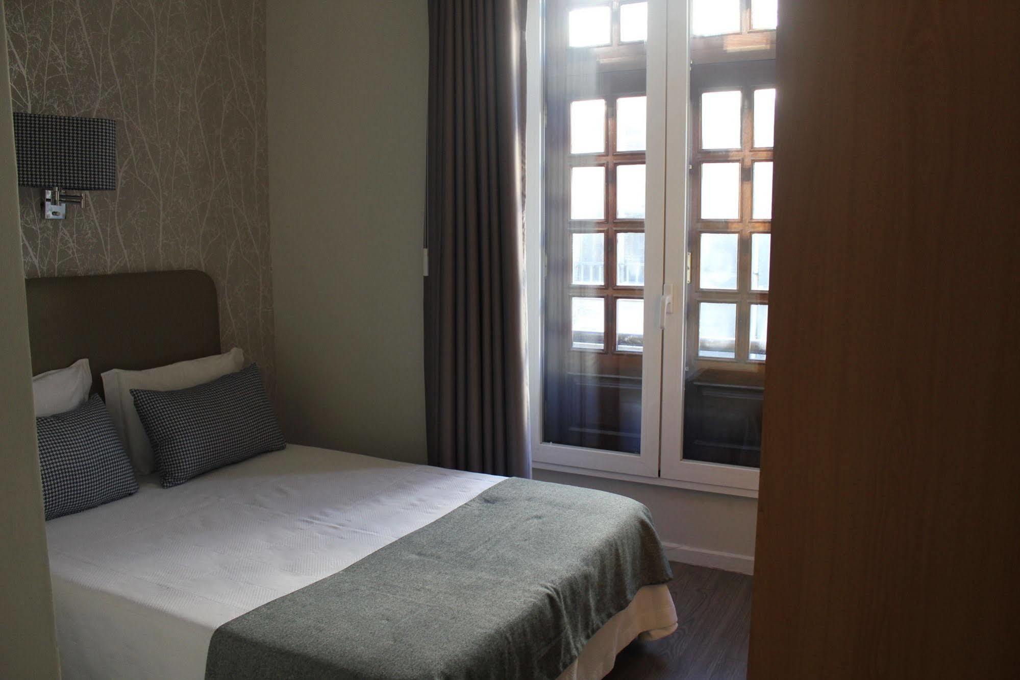 Guest House Porto Clerigus Екстер'єр фото